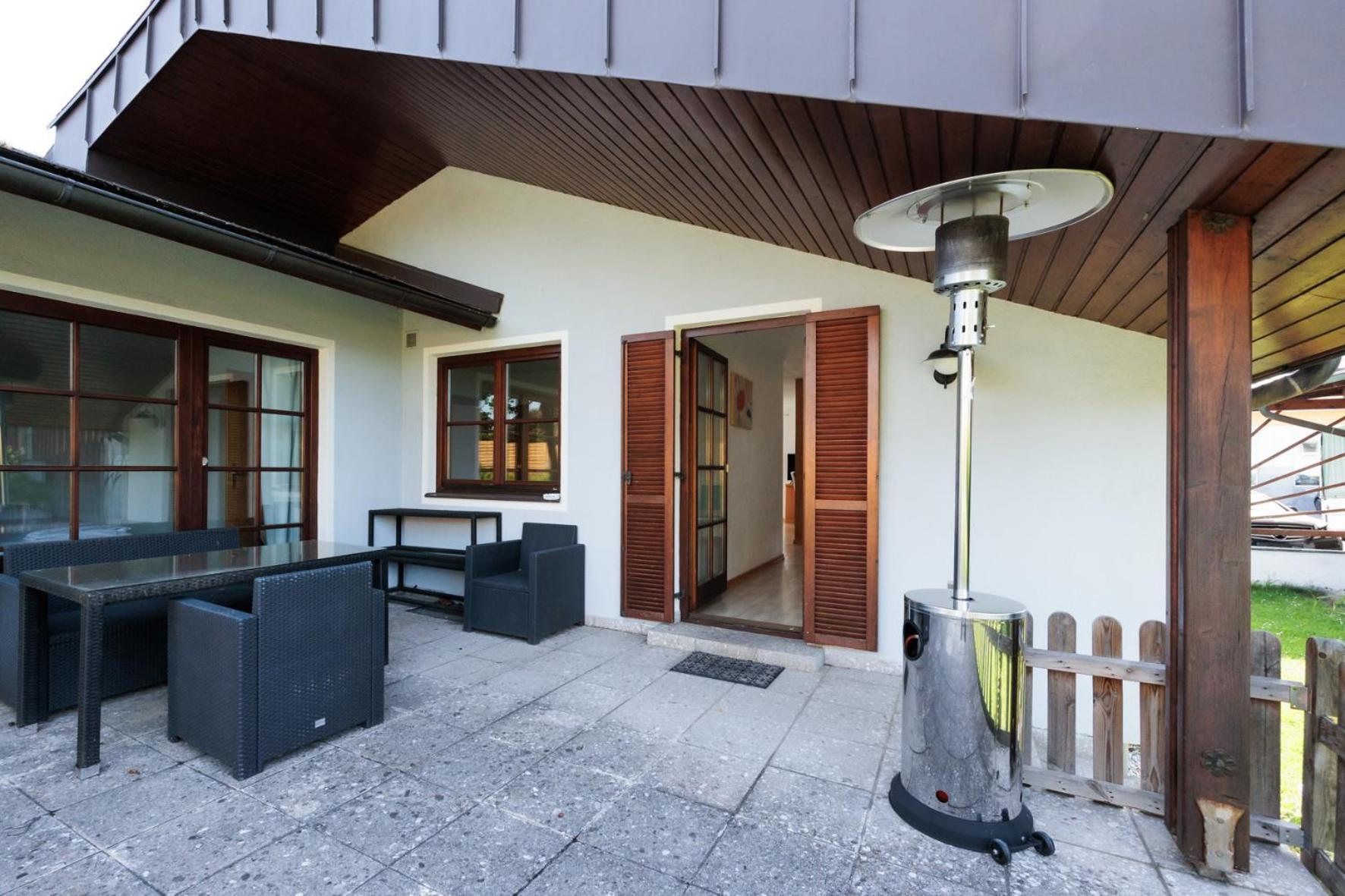 Biergasthof Riedberg Ried im Innkreis Exterior photo